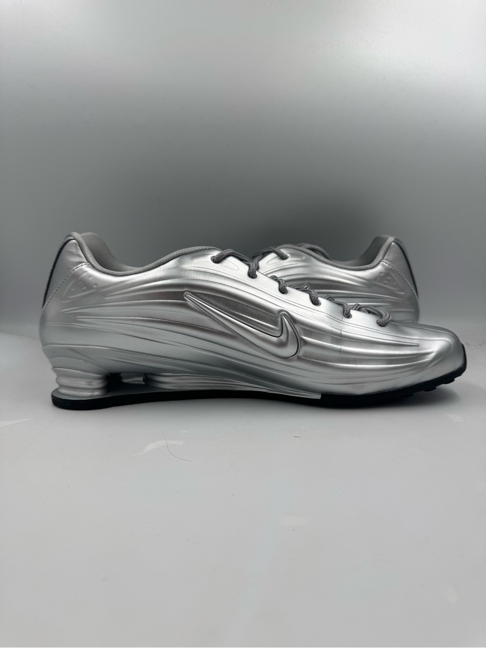 Nike Shox Z Metallic Silver Black BRAND NEW Size 11.5 Women - Picture 5 of 8